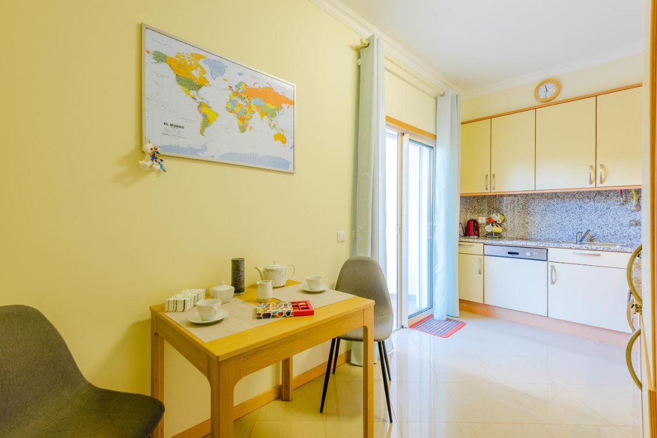 Bnb Homes Ocean View Apartment With Huge Sunny Terrace, 2 Swimming Pools & Tennis Court Albufeira Exterior foto
